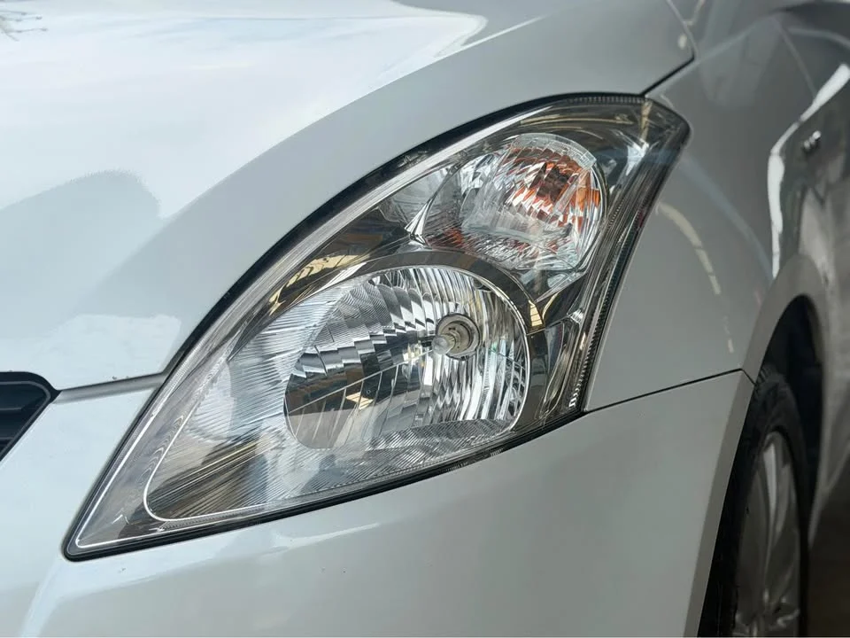 2013 Suzuki Swift II 3
