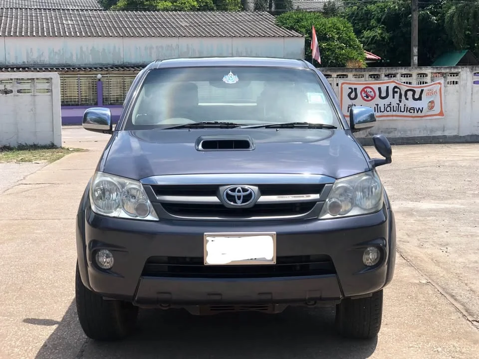 2005 Toyota Fortuner I 3