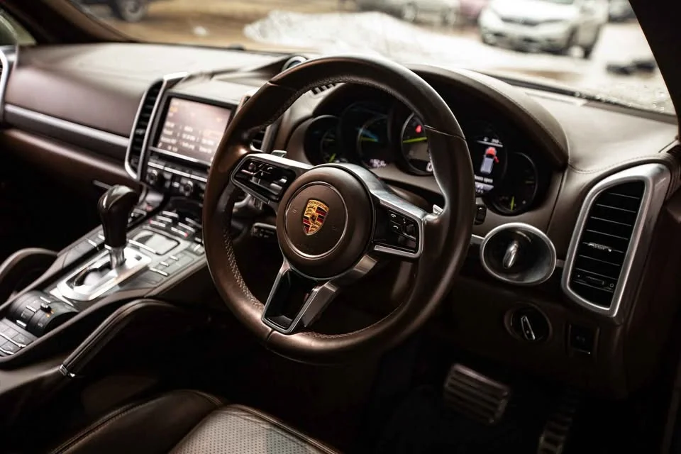 2015 Porsche Cayenne II 2