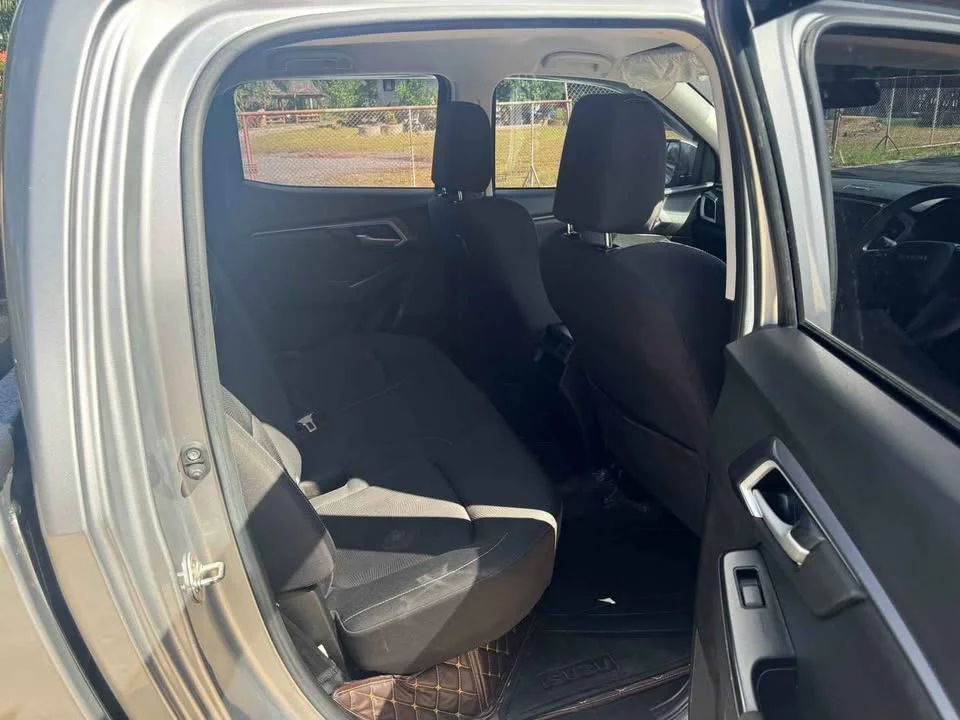 2020 Isuzu D-Max III (RG) 3