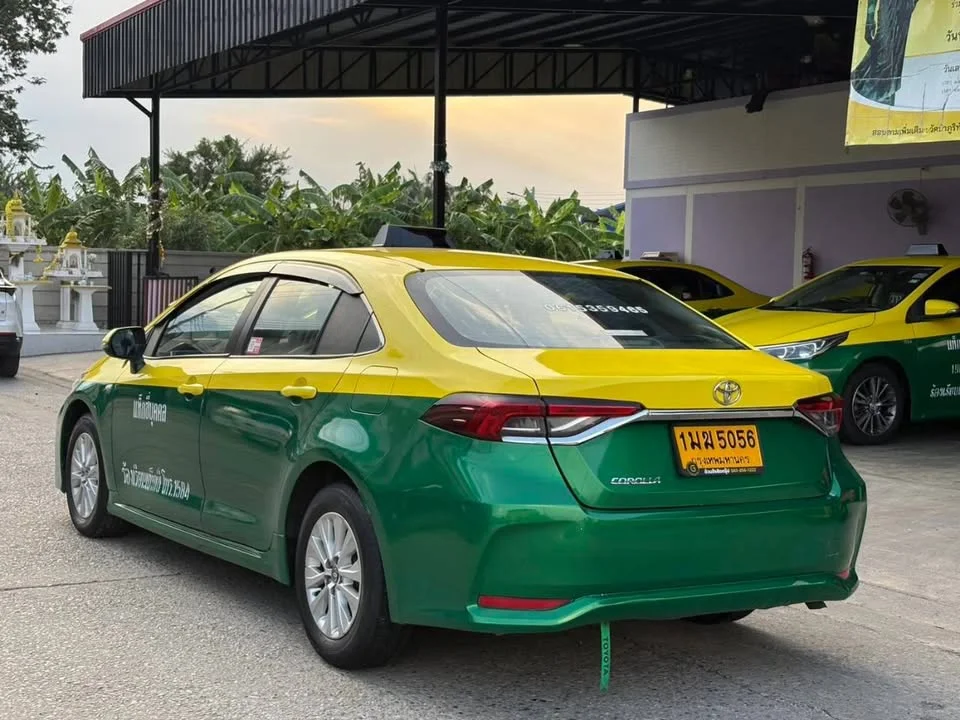 2019 Toyota Corolla Altis XII (E210) 3