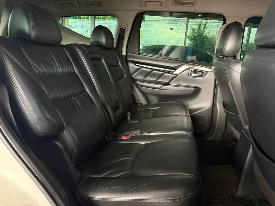 2015 Mitsubishi Pajero Sport III 3