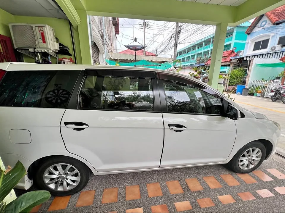 2011 Proton Exora 3