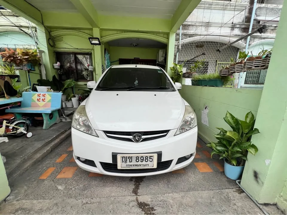 2011 Proton Exora 2