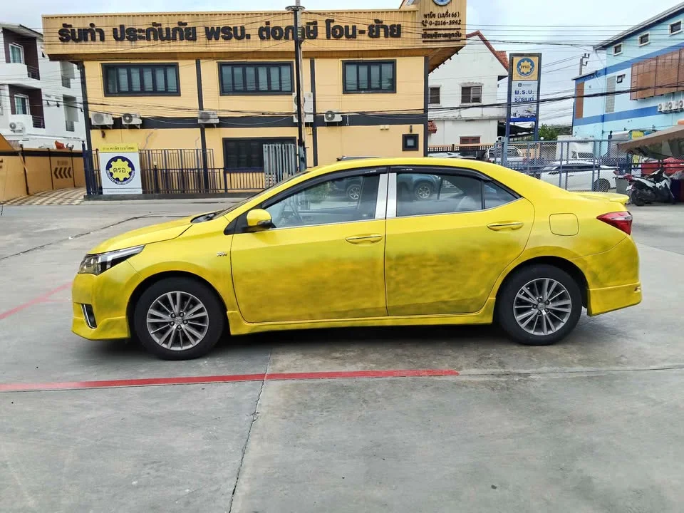 2014 Toyota Corolla Altis XI (E170) 3
