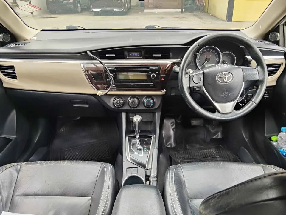 2014 Toyota Corolla Altis XI (E170) 2