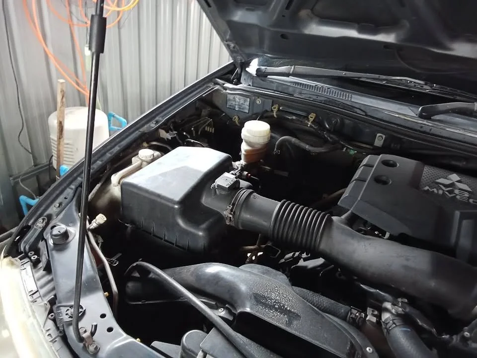2012 Mitsubishi Pajero Sport II 3