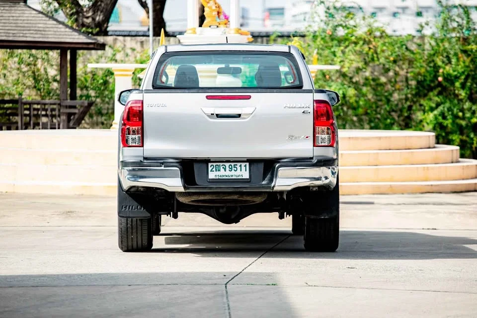 2017 Toyota Hilux VIII 3