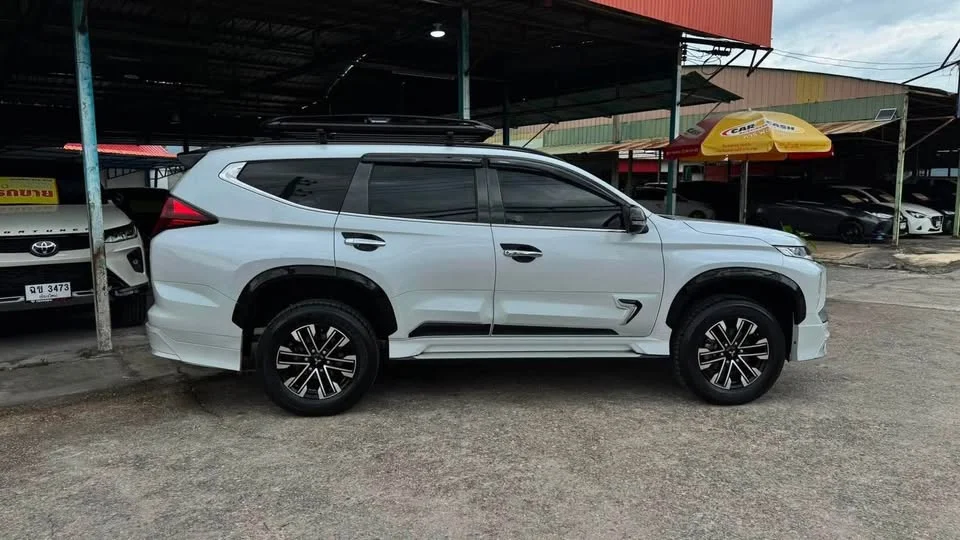 2022 Mitsubishi Pajero Sport III 2