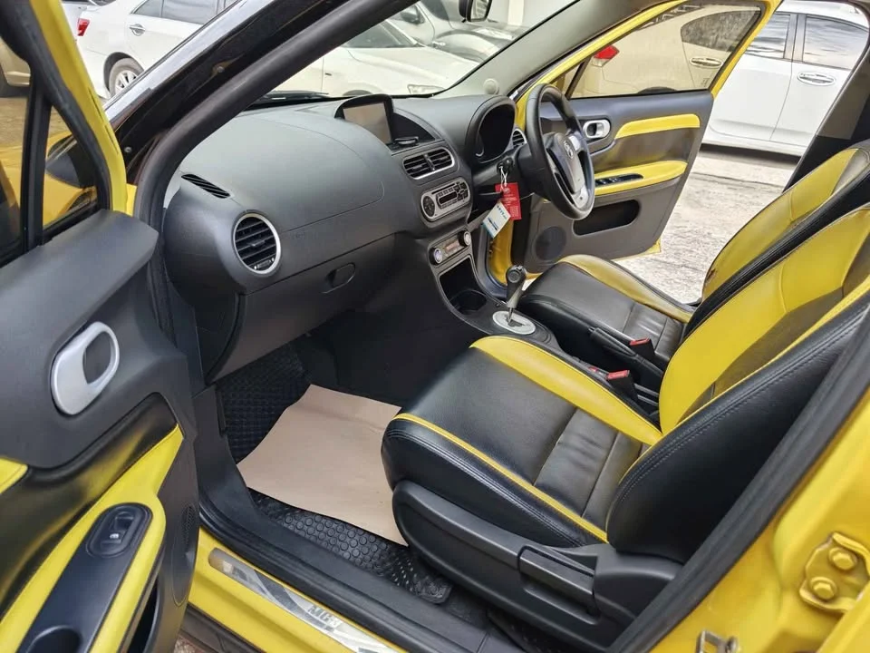 2016 MG 3 II 3