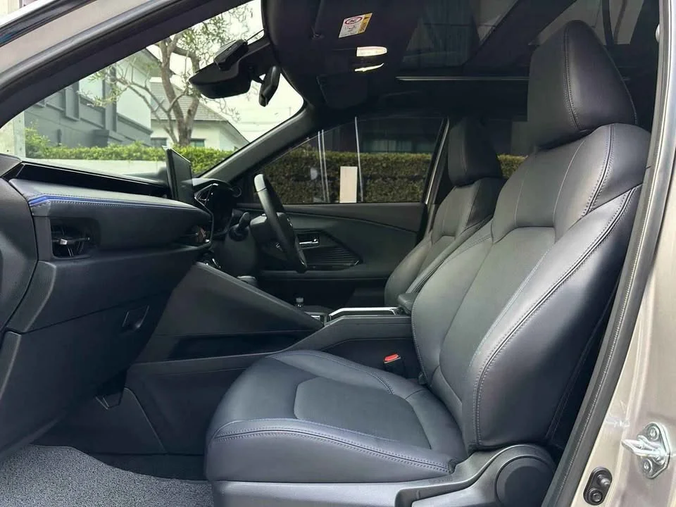 2024 Toyota Yaris Cross AC200 3
