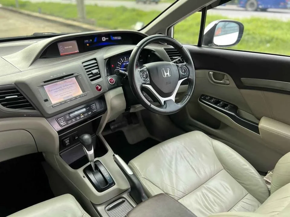 2014 Honda Civic IX 3