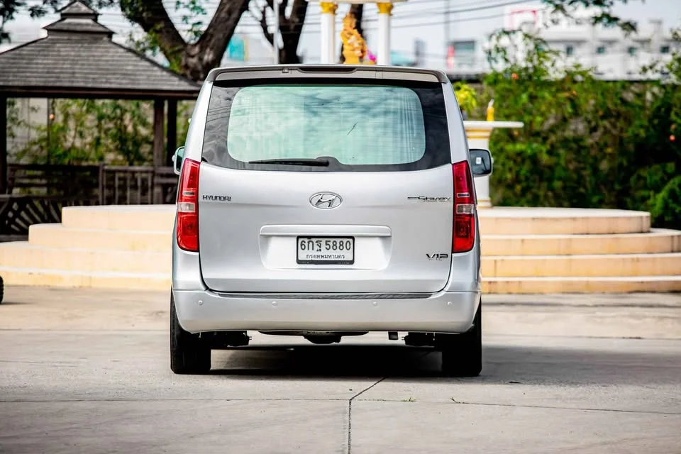 2012 Hyundai H-1 II 2