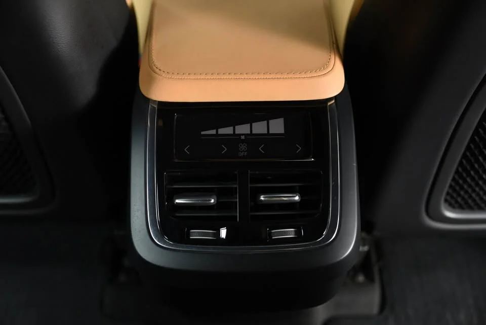 2017 Volvo XC90 II 3
