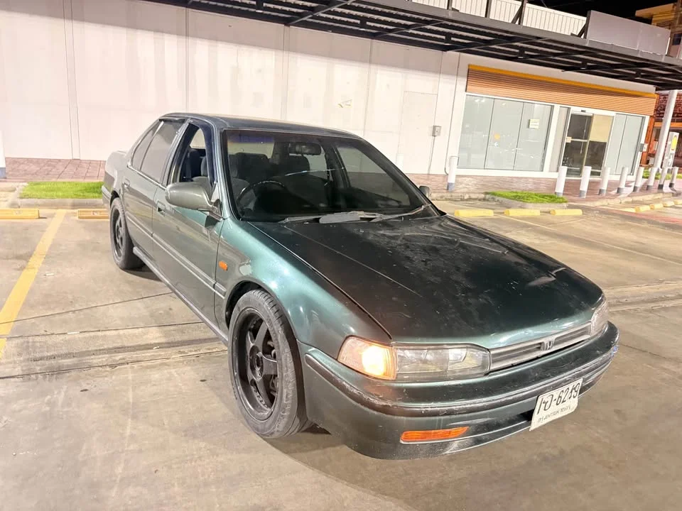1993 Honda Accord IV 2