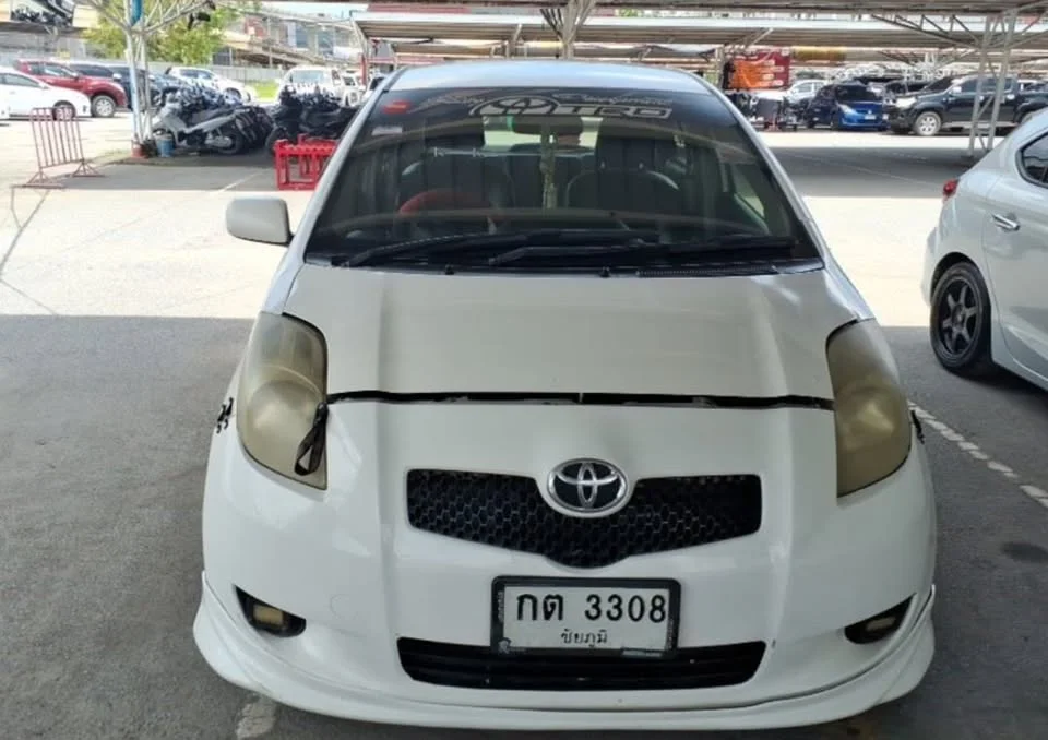 2007 Toyota Yaris II 3