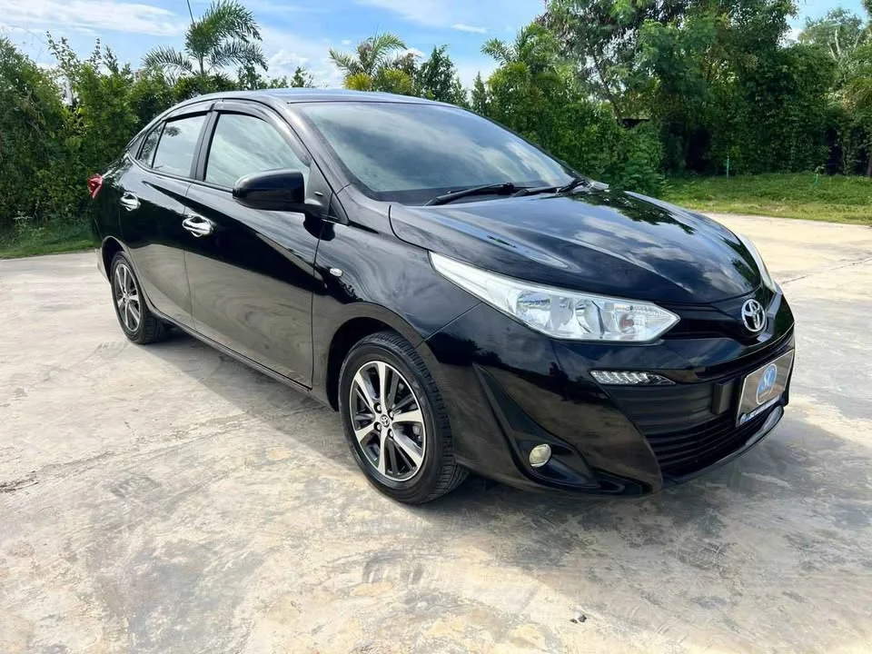 2019 Toyota Yaris ATIV III 3