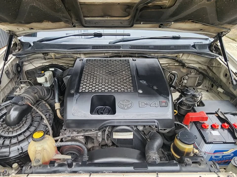 2012 Toyota Hilux VII 2