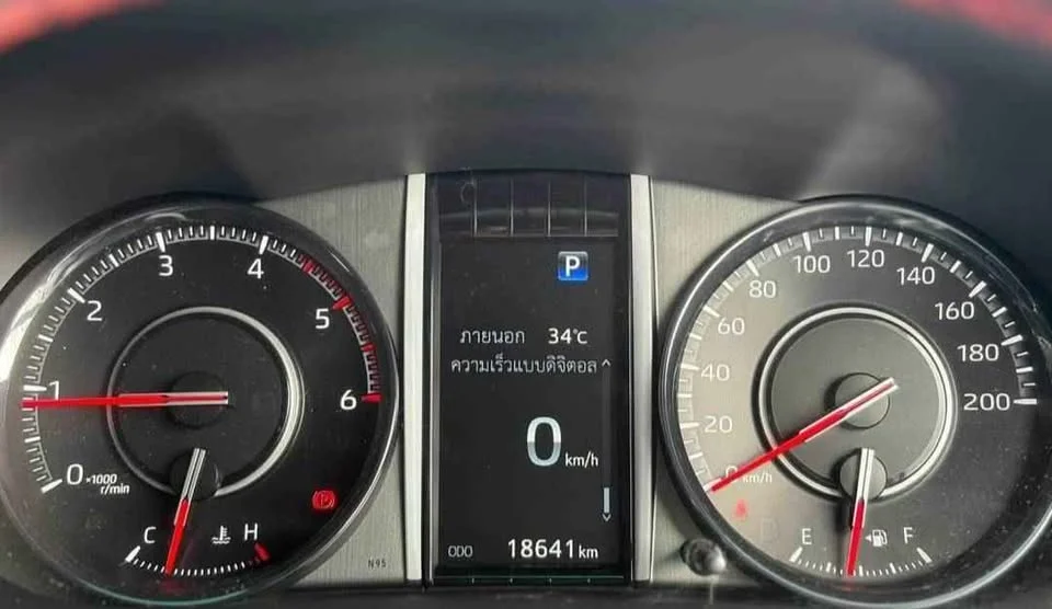 2022 Toyota Fortuner II 2