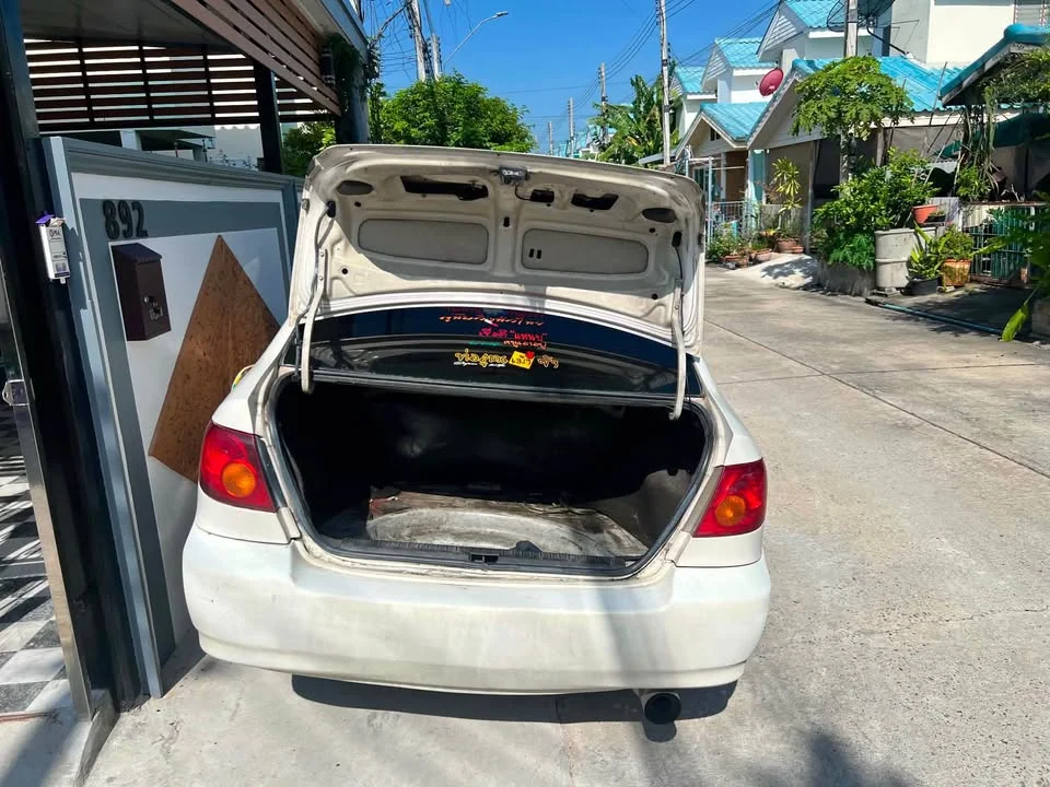 2005 Toyota Corolla Altis IX (E120) 3