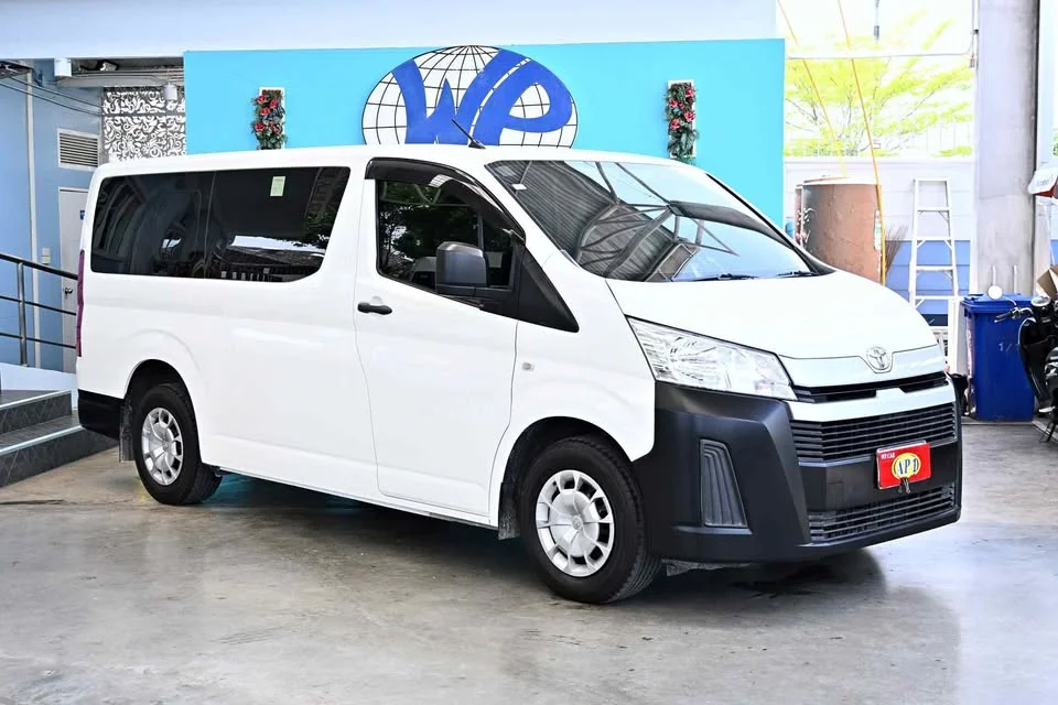 2022 Toyota HiAce VI (H300) 2