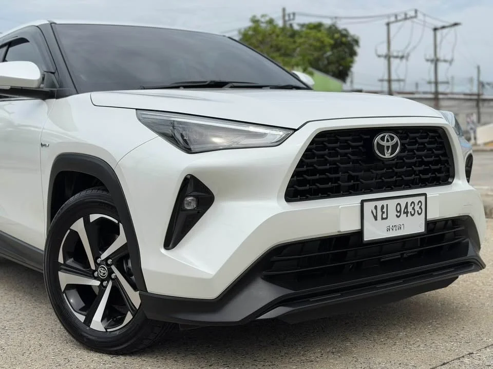 2026 Toyota Yaris Cross AC200 3