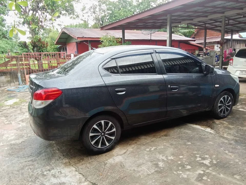 2013 Mitsubishi Attrage VI 2