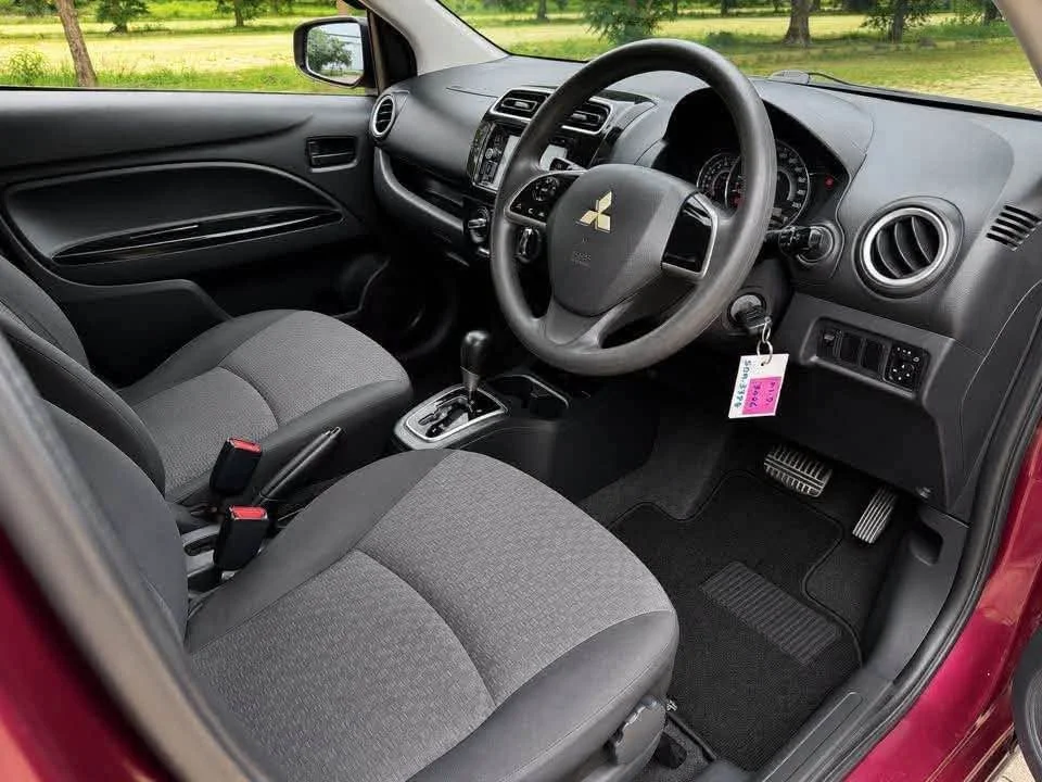 2016 Mitsubishi Mirage VI 2