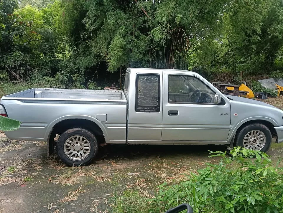 1997 Isuzu Faster Dragon Eyes III 2