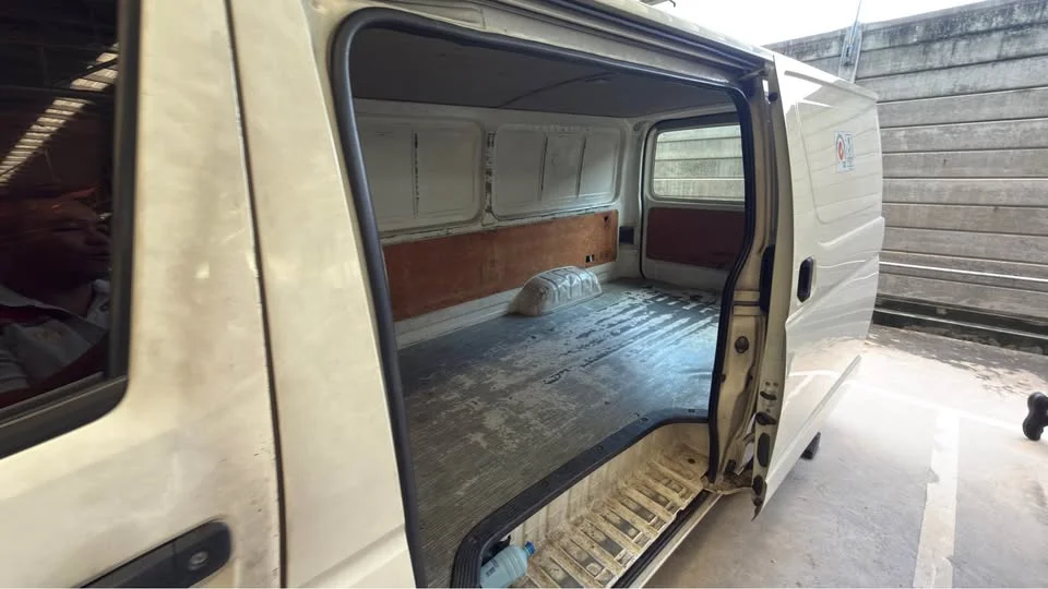 2013 Toyota HiAce V (H200) 2