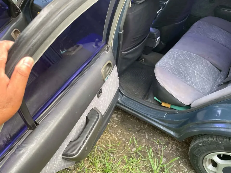 1996 Toyota Corolla Altis VIII (E110) 3