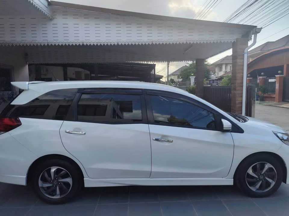 2018 Honda Mobilio II 2