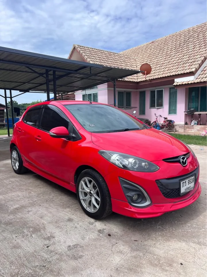 2013 Mazda 2 II 3