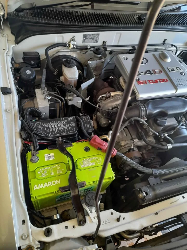 2004 Toyota Hilux Tiger VI 2