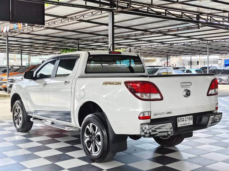 2018 Mazda BT-Series II 2