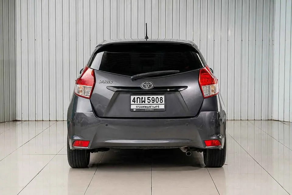 2015 Toyota Yaris III 3