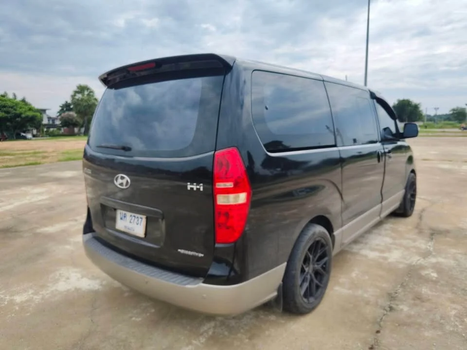 2012 Hyundai H-1 II 3