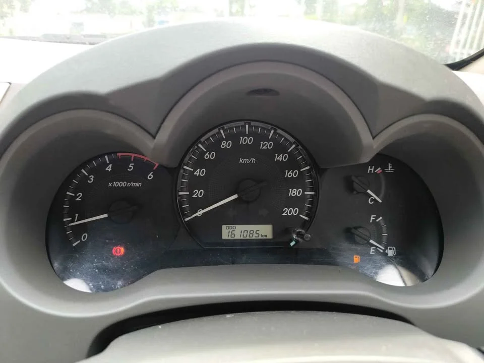 2013 Toyota Hilux VII 2