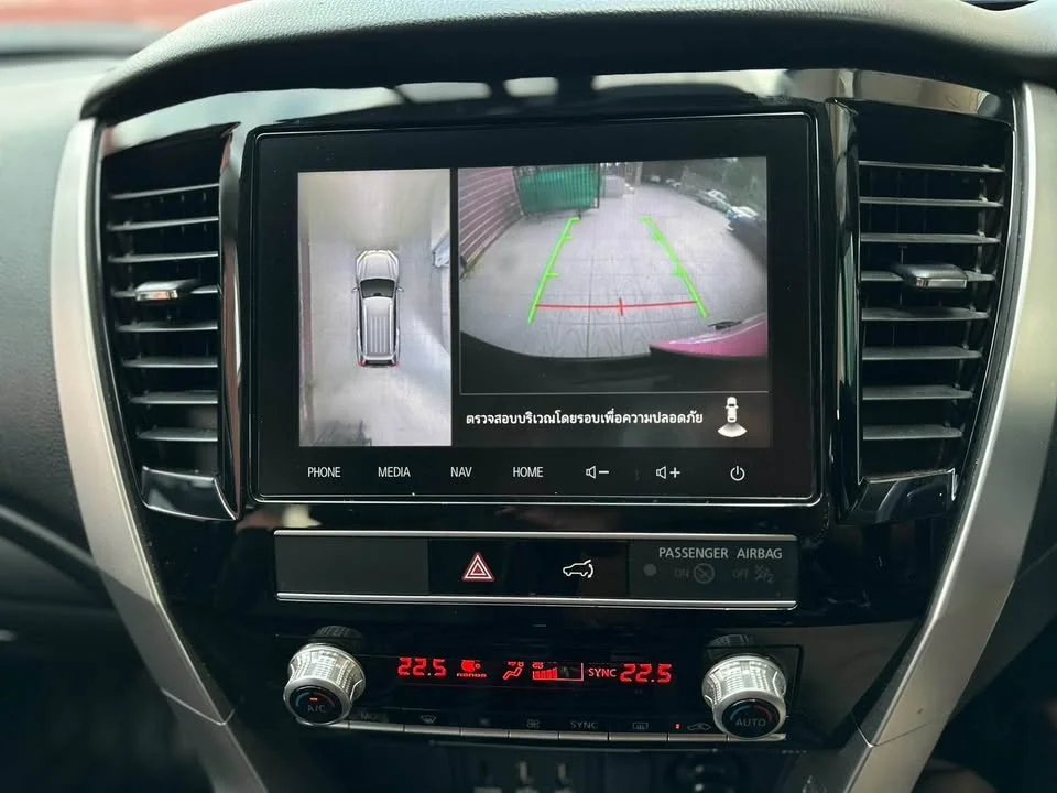 2020 Mitsubishi Pajero Sport III 2