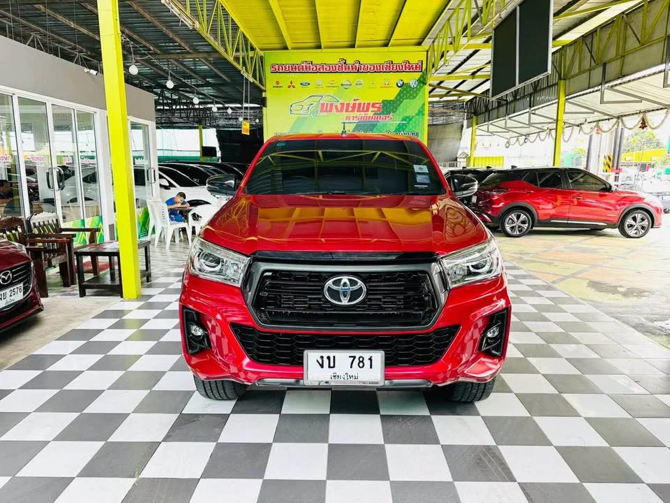 2018 Toyota Hilux VIII 2