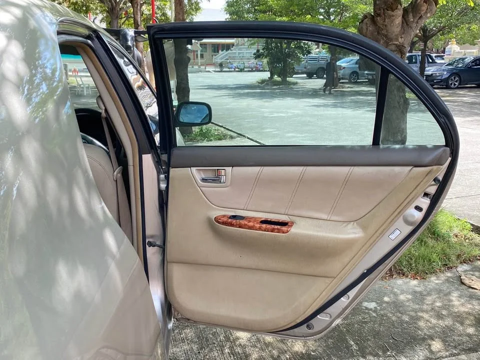2006 Toyota Corolla Altis IX (E120) 3