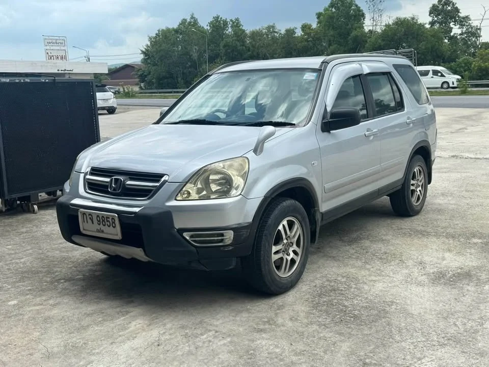 2002 Honda CR-V II 3