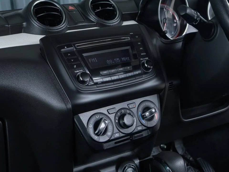 2018 Suzuki Swift III 3