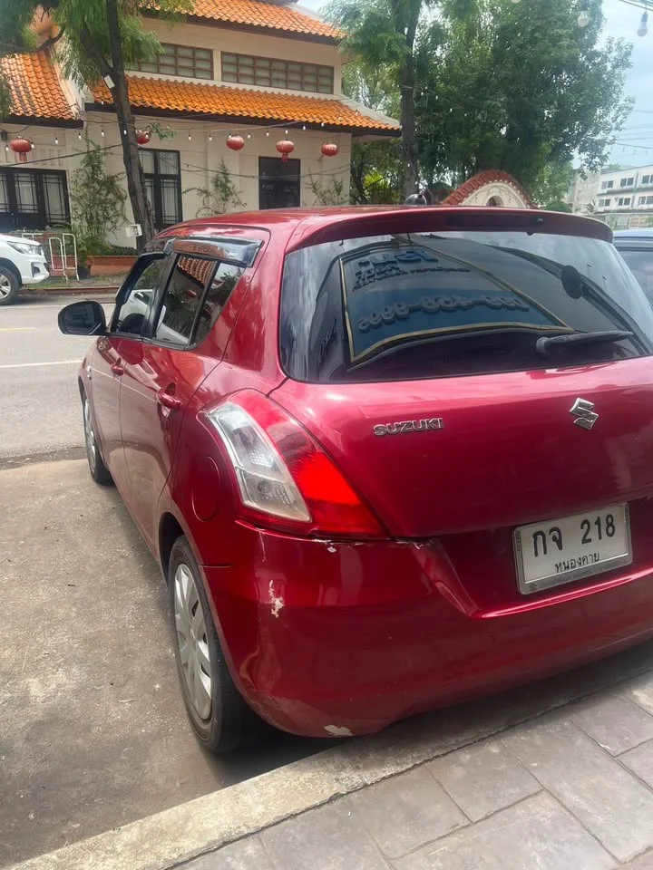 2012 Suzuki Swift II 3