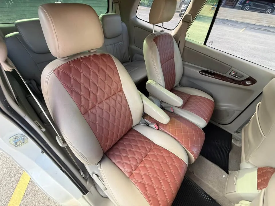 2012 Toyota Innova I 2