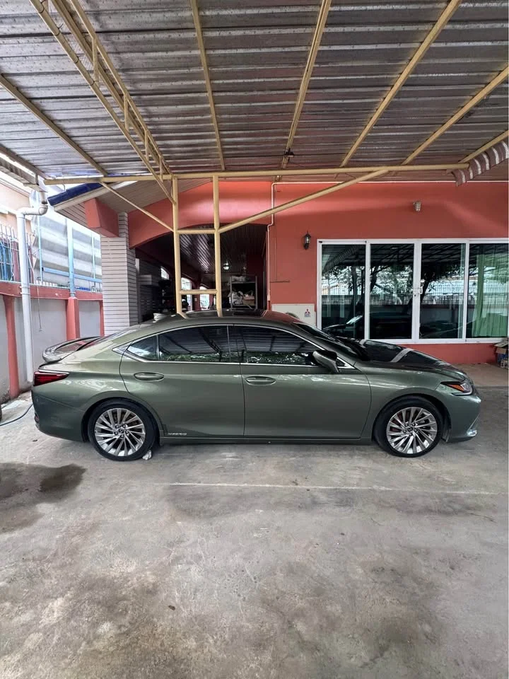 2018 Lexus ES VII 2