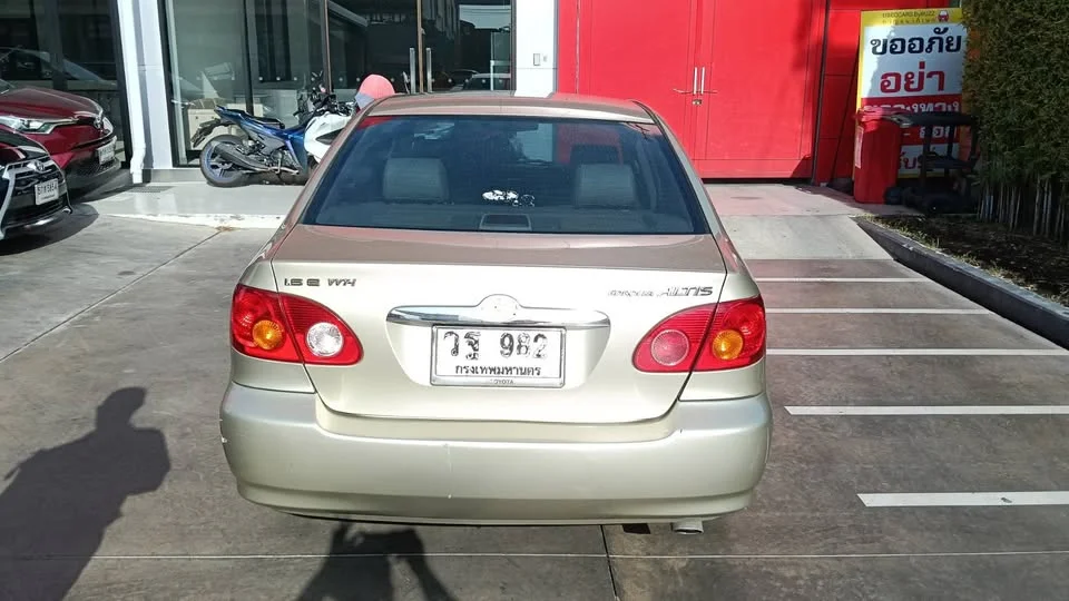 2002 Toyota Corolla Altis IX (E120) 2