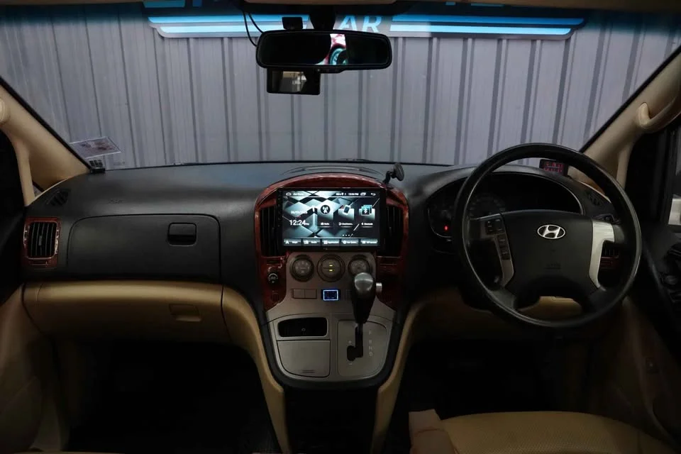 2012 Hyundai H-1 II 2