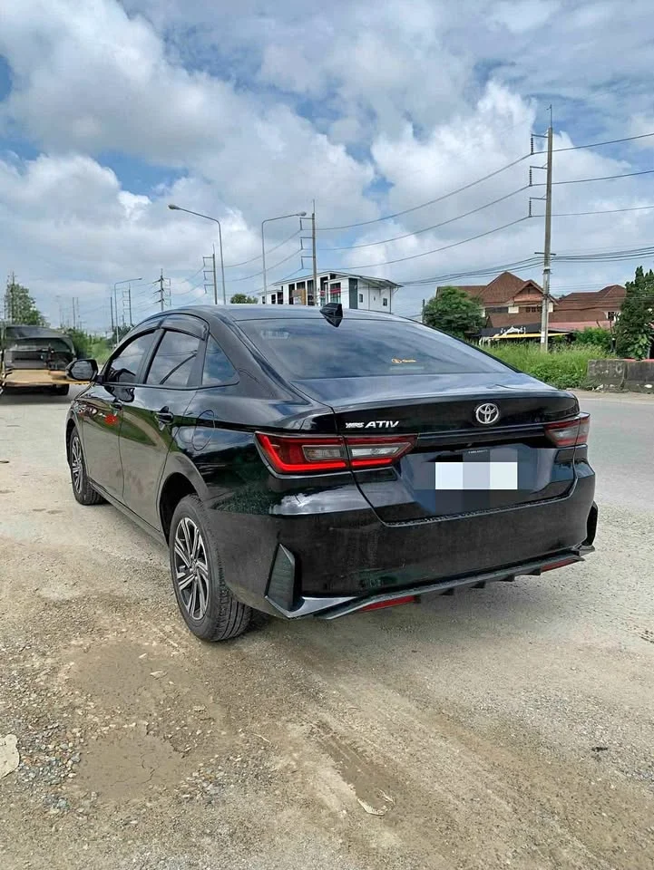 2023 Toyota Yaris ATIV IV 2