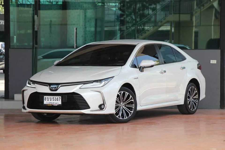 2020 Toyota Corolla Altis XII (E210) 3